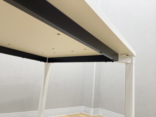 �~�[�e�B���O�e�[�u���@�����i�@�W���[�g�@4�{�r�E�p�r�^�C�v�@MTT-JT157MAW