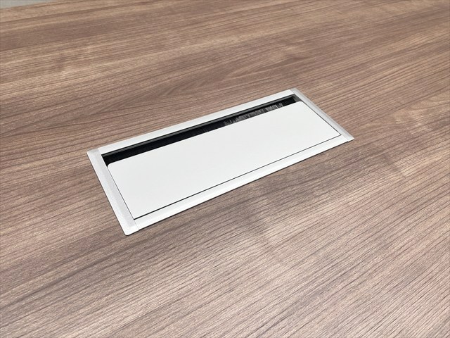 �~�[�e�B���O�e�[�u���@�����i�@OC-MTCBH-1890-DW