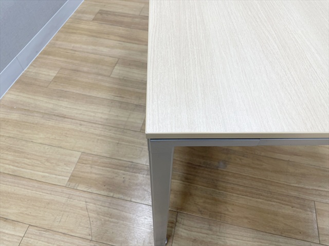 �~�[�e�B���O�e�[�u���@�����i�@4L13�@4L13AB MK37