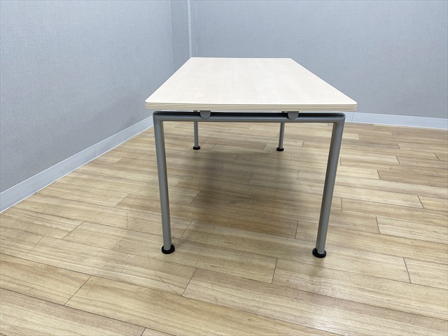 �~�[�e�B���O�e�[�u���@�����i�@ST-3100