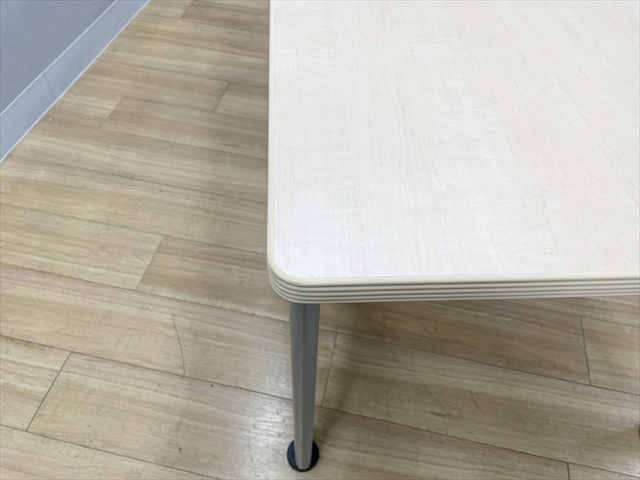 �~�[�e�B���O�e�[�u���@�����i�@ST-3100