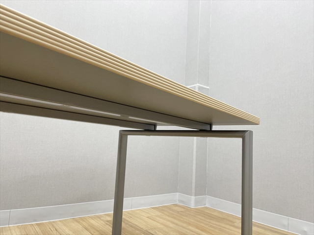 �~�[�e�B���O�e�[�u���@�����i�@ST-3100