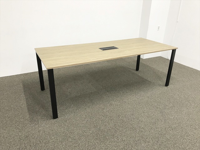 �~�[�e�B���O�e�[�u���@�v�g���@REV