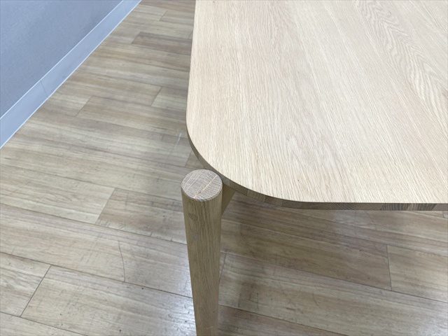 �~�[�e�B���O�e�[�u���@�����i�@�L���X�g�\���@D343KB ME