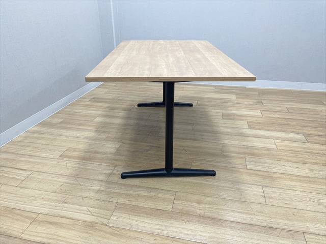 ミーティングテーブル 完成品 SOTLLP-1590TT-22[イトーキ][中古 