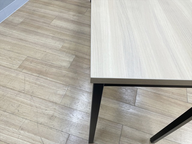 �~�[�e�B���O�e�[�u���@�����i�@���C�u�X�@4�{�r�^�C�v�@87AK1C MX60