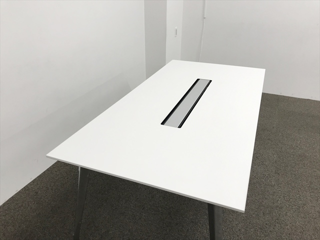 �~�[�e�B���O�e�[�u���@�����i�@�T�C�r�@SDT-XKU189 MCWN3