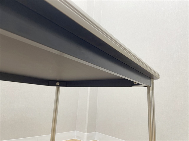 �~�[�e�B���O�e�[�u���@�����i