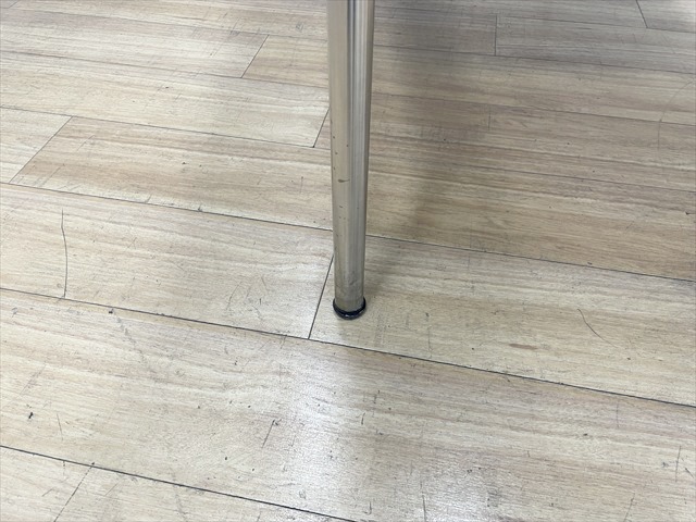 �~�[�e�B���O�e�[�u���@�����i