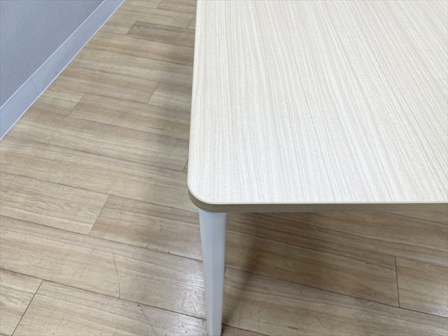 イトーキ　DDC-159F　４つ足会議テーブル『美品中古』Ｗ1500　【リサイクルショップサルフ】 ミーティングテーブル 完成品 DC DDCP-159F-98[イトーキ][中古