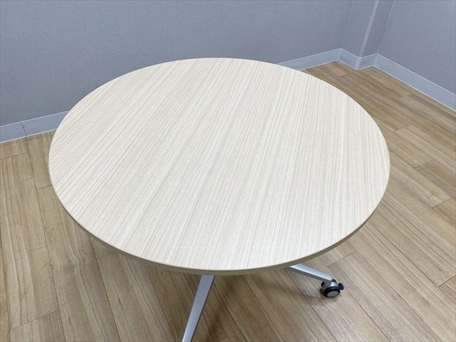 �ۃe�[�u���@DE�@�L���X�^�[�t�@DDEP-09CJ-98