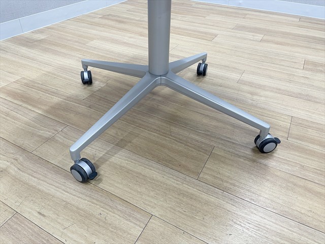 �ۃe�[�u���@DE�@�L���X�^�[�t�@DDEP-09CJ-98