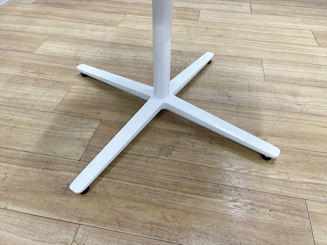 �ۃe�[�u���@�j���[�g�@�\���r�@�T�[�N���^�C�v