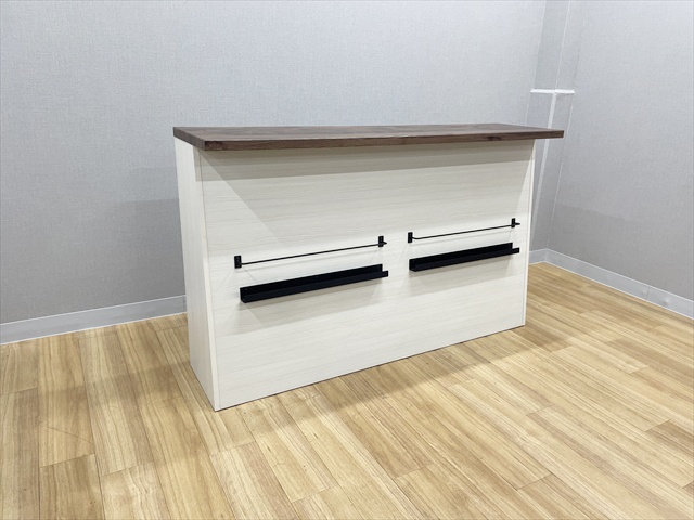 nCJE^[@炵̃fUC@JE^[e[u@KIM-BRB170CT