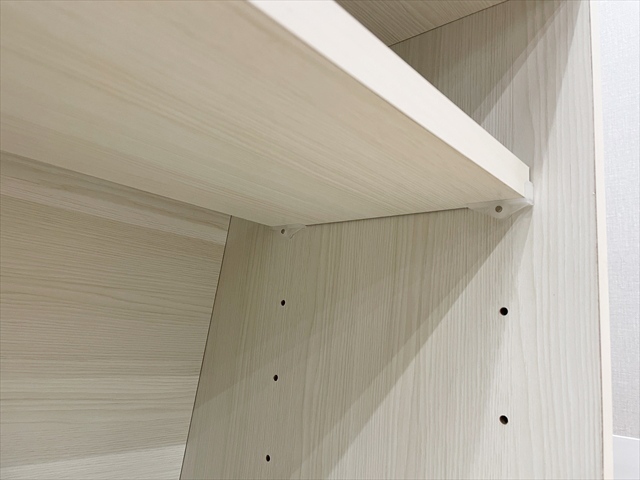 nCJE^[@炵̃fUC@JE^[e[u@KIM-BRB170CT