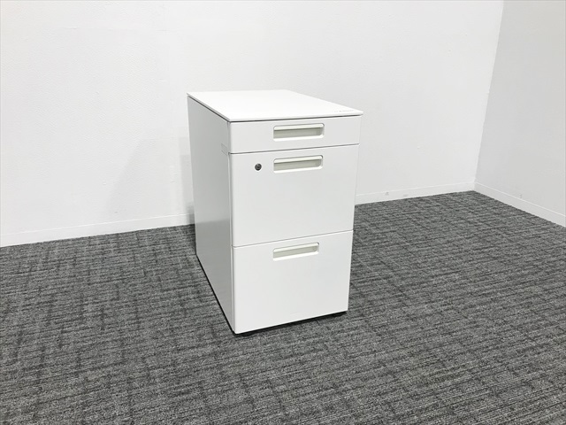 ダイヤル式3段インサイドワゴン 幅395 奥行562 高さ616 KD-3D 通販 - ワゴン・デスク周辺用品 | オフィス家具のカグクロ