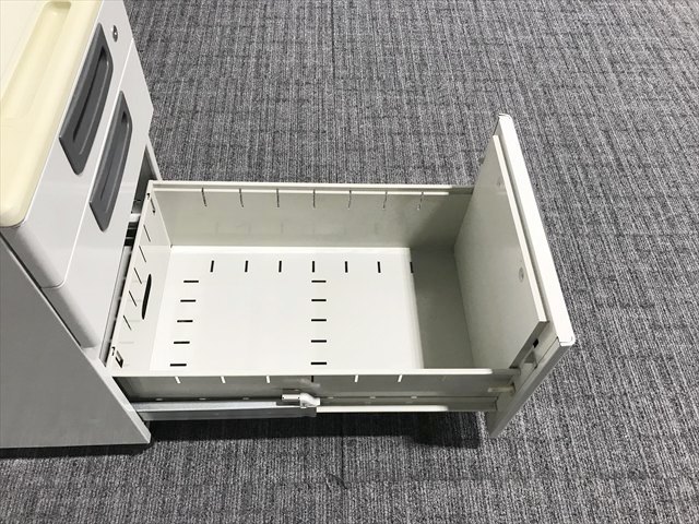 yTNXZ[zCTChS@3i@LA^Cv@RY-046SC-3 LGY