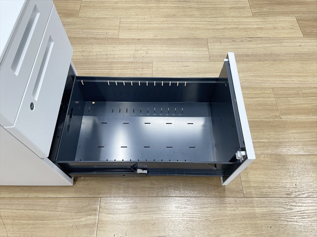 �C���T�C�h���S���@3�i�@iS�@SDM-IS46C3SAWNN