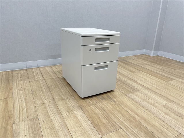 �C���T�C�h���S���@3�i�@BS+�@SDM-BSN46V3F1N