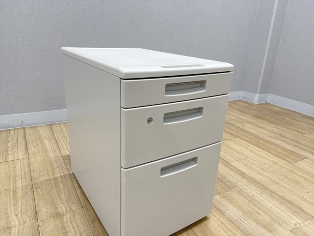 �C���T�C�h���S���@3�i�@BS+�@SDM-BSN46V3F1N