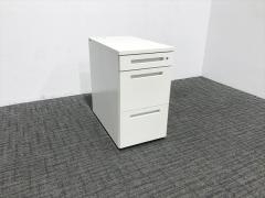 Cg[L efXN@3i@CZR@CZR-047LC-W9W9