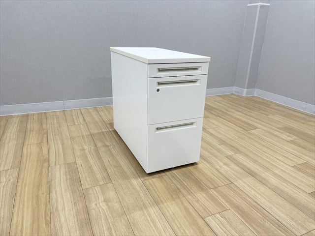 �e�f�X�N�@3�i�@�A�h�o���X�@3V32AB MK28